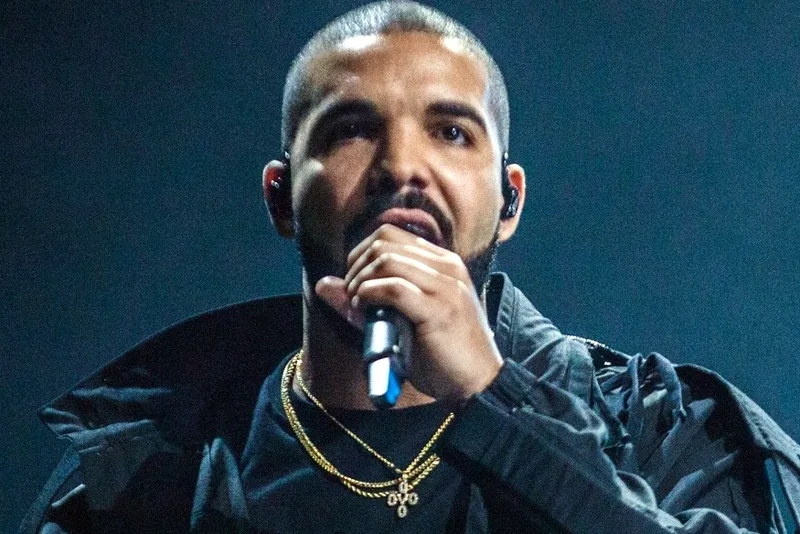 Drake on stage
